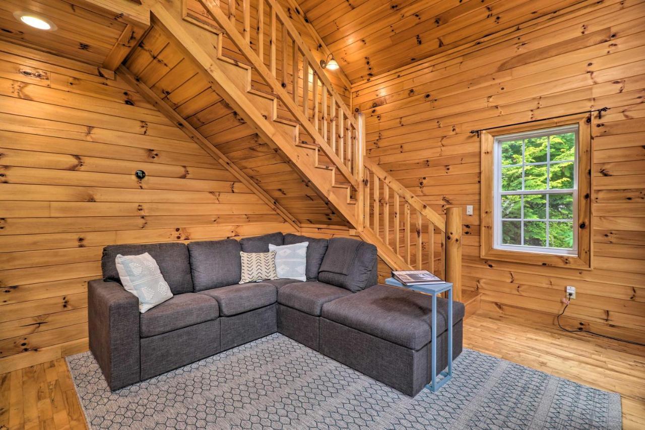 Cozy Boone Cabin With Deck Close To Downtown! Exterior foto